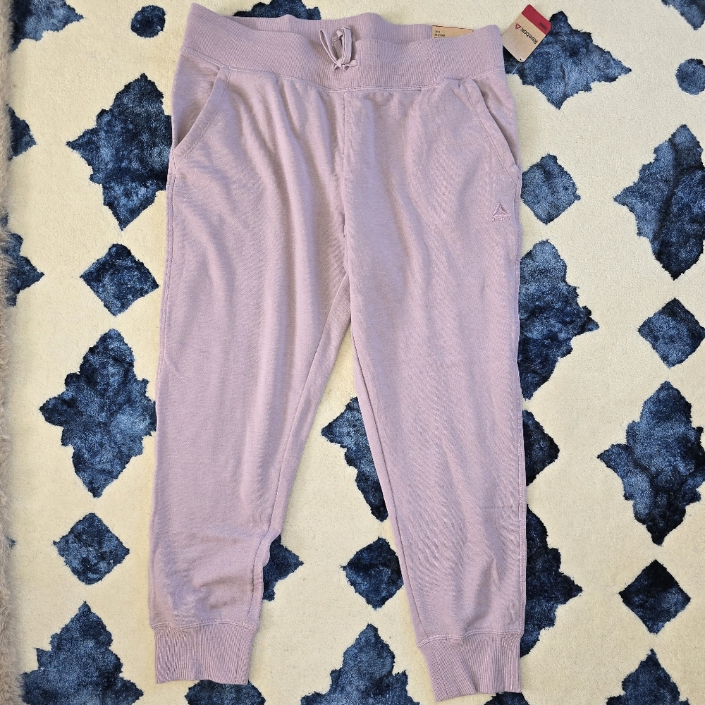 Reebok cuffed training pants light purple XL